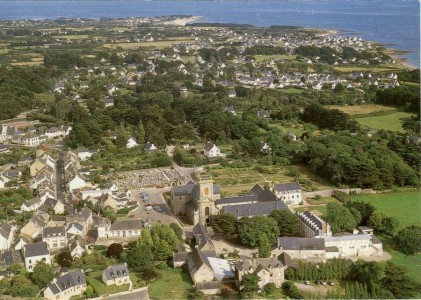 Vue aérienne de l'Abbaye de Rhuys - St Gildas vers St Jacques
